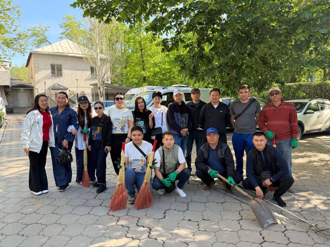 Eldik Bank took part in the nationwide community clean-up day